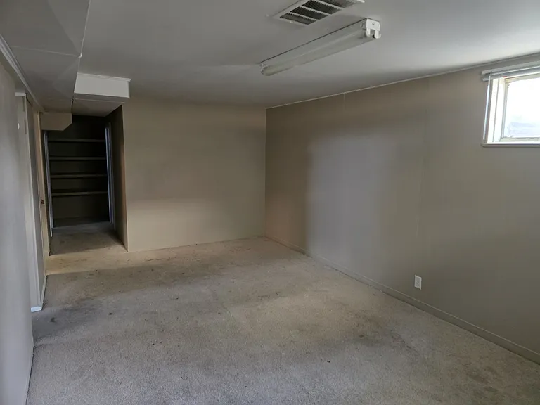 11534 Claude Ct — Photo 10