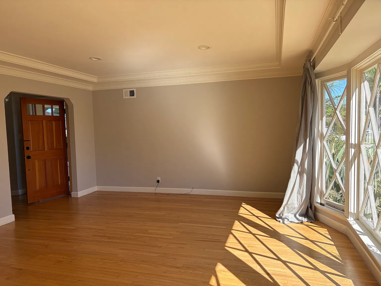 3 bed, 1765 sqft, $7,600 — Photo 3