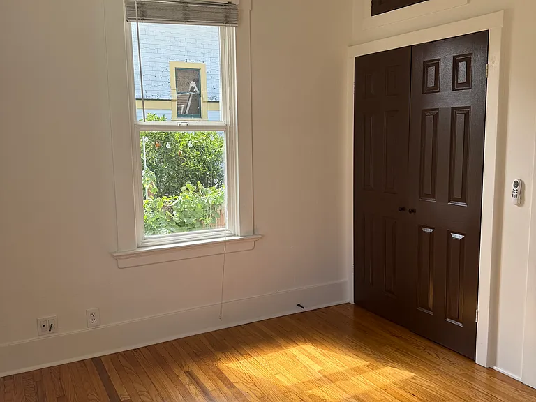 1333 Garden St — Photo 3