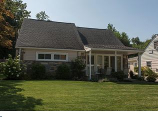 920 Brook Ave, Secane, PA 19018