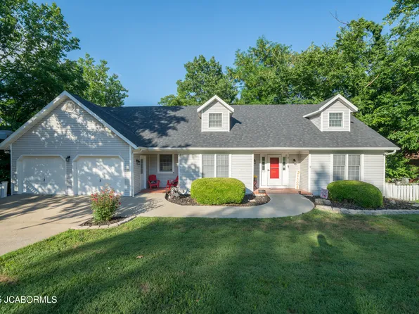 835 Maywood Dr, Jefferson City, MO 65109