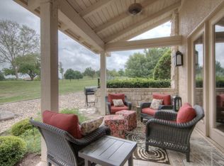 107 Kenwood Cir, Kerrville, TX 78028