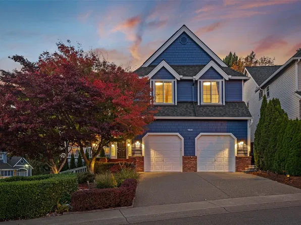 9818 S 220th Place, Kent, WA 98031