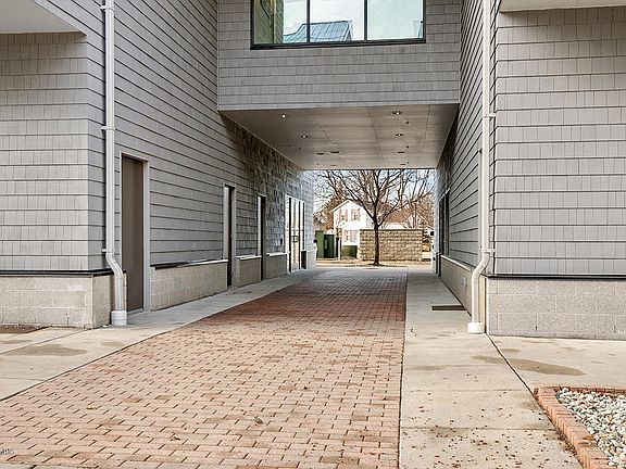 2nd image of 529 Miller Dr Unit 201