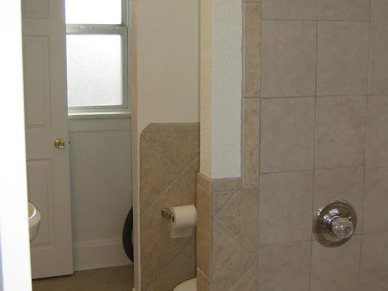 4665 N Williams St — Photo 5