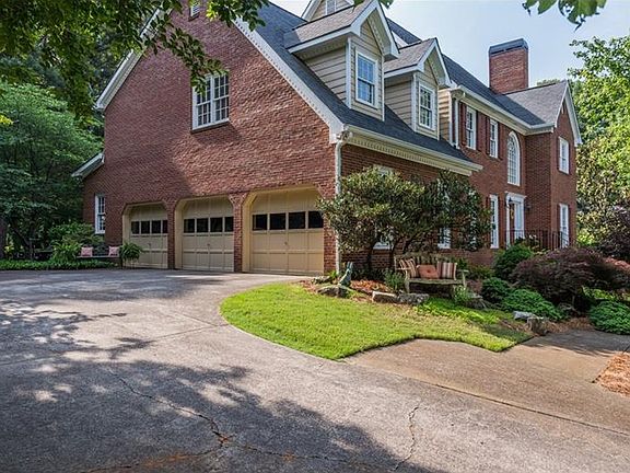 Rare Oversized 3 Car Garage