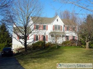 3 Ramsey Rd, Lebanon, NJ 08833