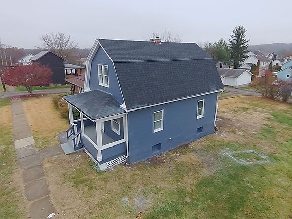 4th image of 322 Beale Ave