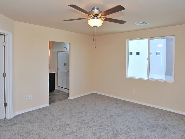 1218 E Blacklidge Dr #1101 — Photo 42