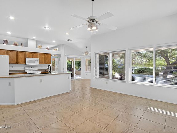 4th image of 13619 W ROBERTSON Drive