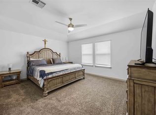 1029 Great Barracuda Ln, Alvin, TX 77511