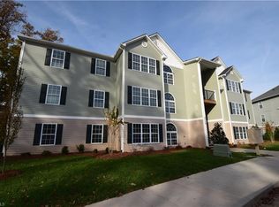 4704A Pennoak Ln, Greensboro, NC 27407