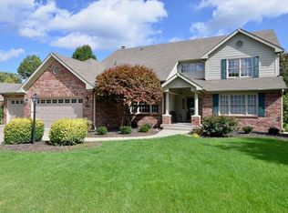 14217 Dove Dr, Carmel, IN