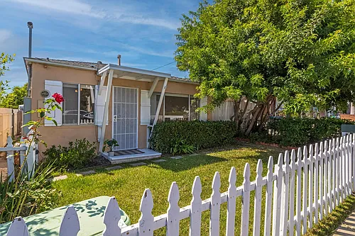 5266 Cass St Photo 1