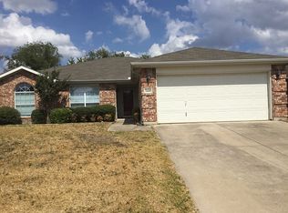 3445 Newgate St, Midlothian, TX 76065