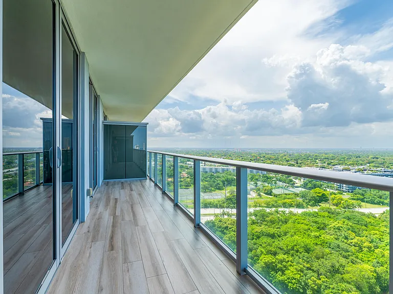 16385 Biscayne Blvd #2502 — Photo 4
