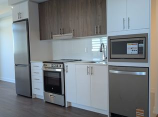 5105 Hurontario St #1202, Mississauga, ON L4Z 0C9