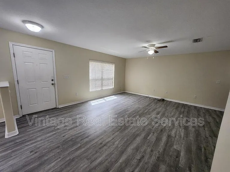 10932 Keys Gate — Photo 9