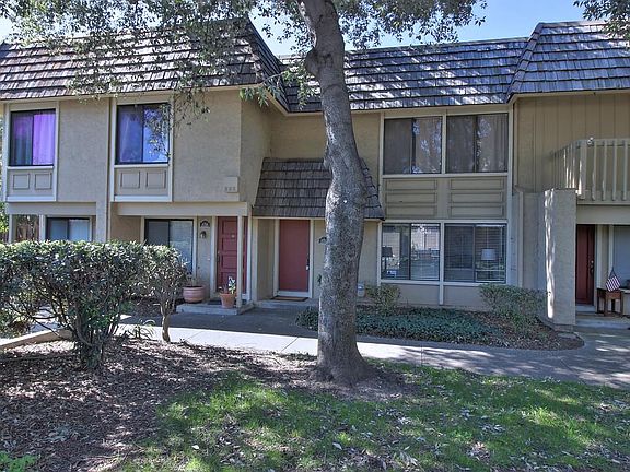 3rd image of 4756 Clear River Ct