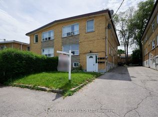 2961 Lawrence Ave E, Toronto, ON M1P2V6