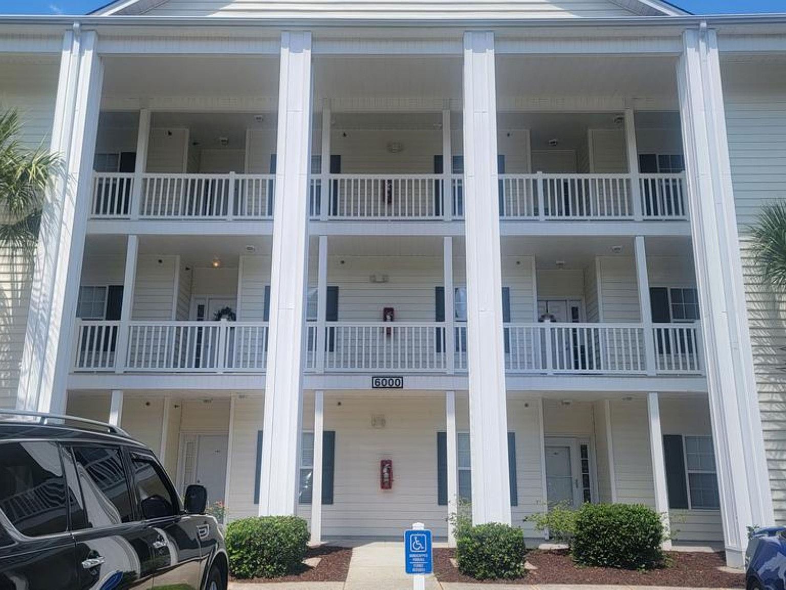 6000 Windsor Green Way #11-202