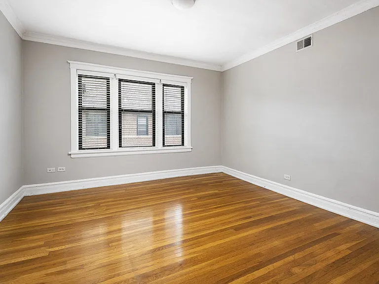 Reside on Irving Park — Photo 4