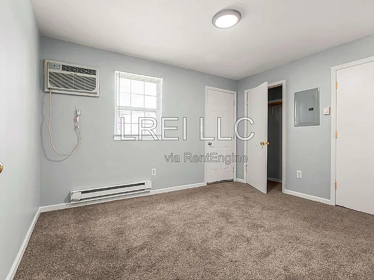 176 Thistlewood Ave #13 — Photo 5