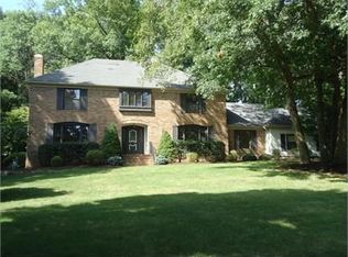 4 Deer Chase Rd, Morristown, NJ 07960