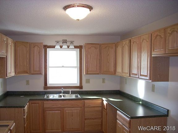 Kitchen pior to renovations