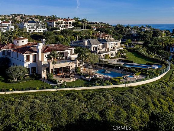 3rd image of 5 Pelican Hill Cir