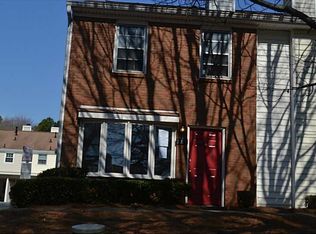 135 Old Ferry Way, Roswell, GA 30076