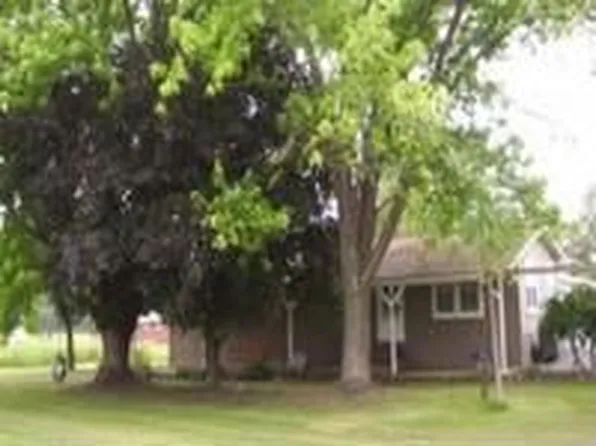 6873 Ridge Rd, Cortland, OH 44410