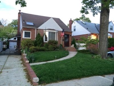 6711 184th St, Fresh Meadows, NY, 11365