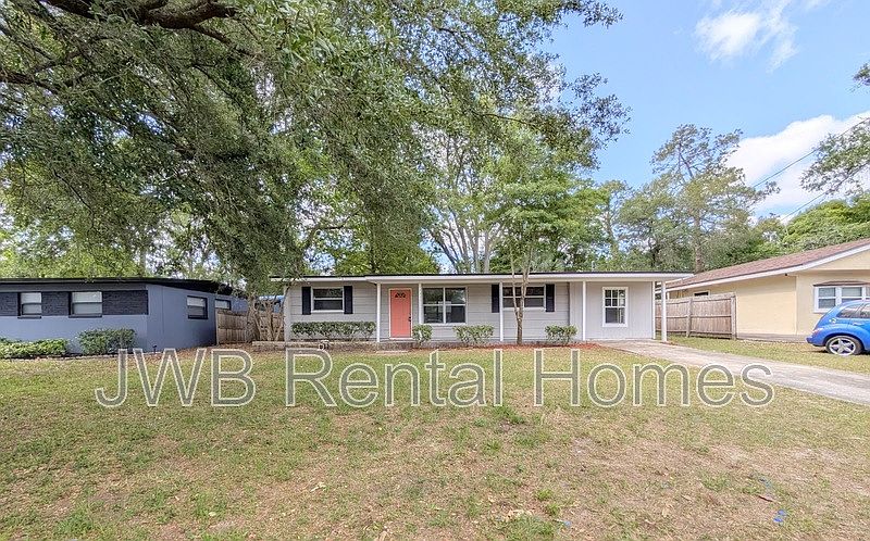 1st image of 7930 Limoges Dr S