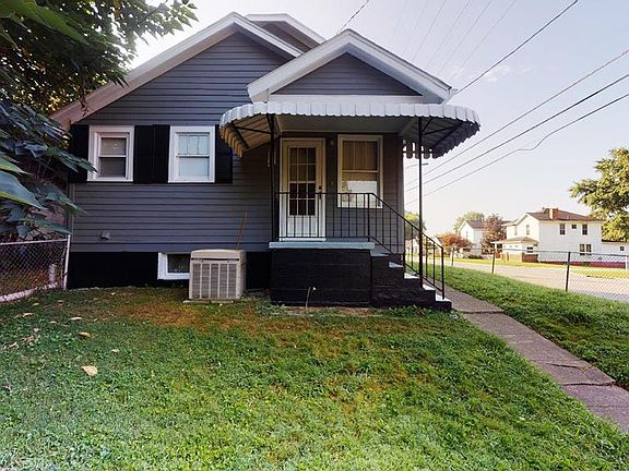 4th image of 303 Wilson St