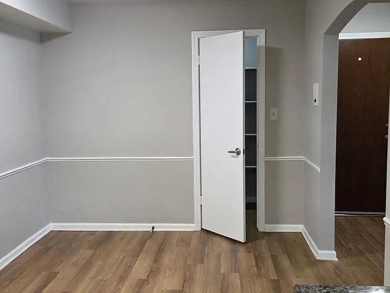1220 Camellia Dr #1 — Photo 7