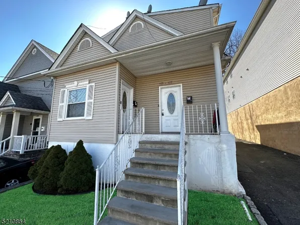 575 Mckinley St, Passaic City, NJ 07055