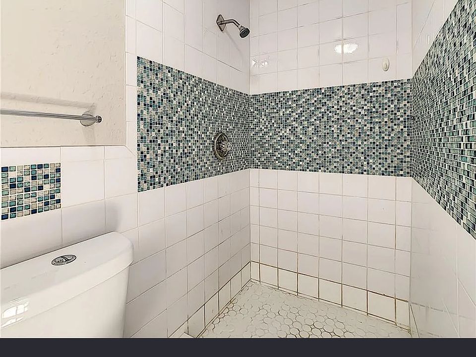 1st image of 8306 N Edison Ave