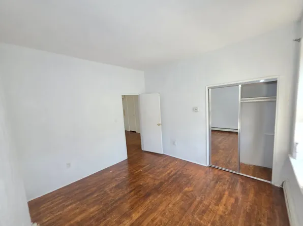 213 48th Street image 1 of 12