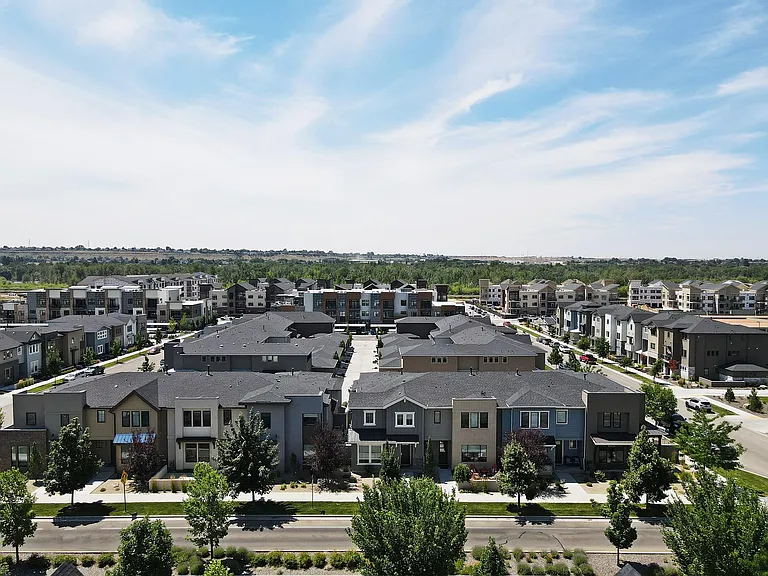 3961 E Parkcenter Blvd — Photo 44