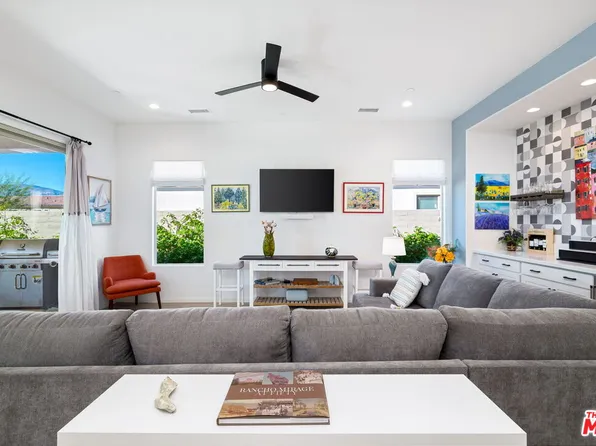 21 Chardonnay, Rancho Mirage, CA 92270