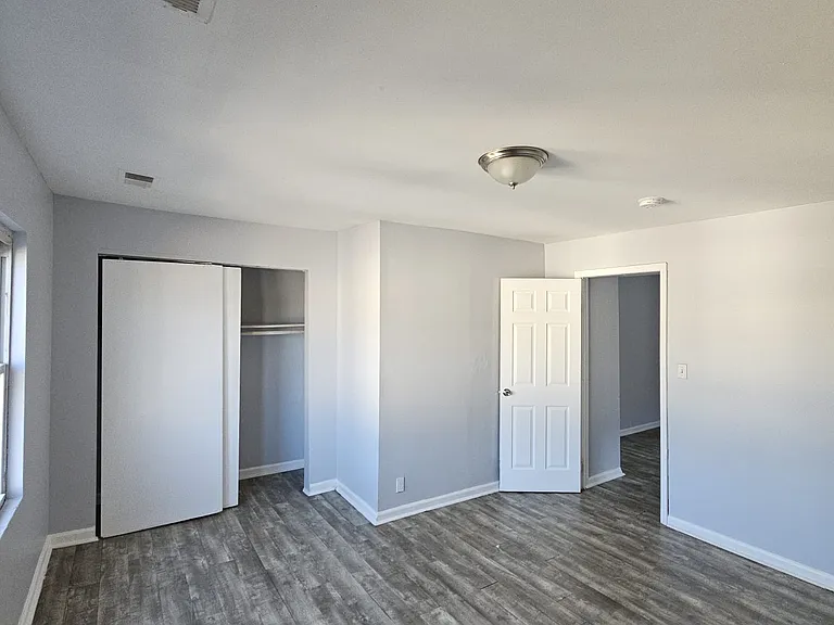 181 N 12th St #3 — Photo 14