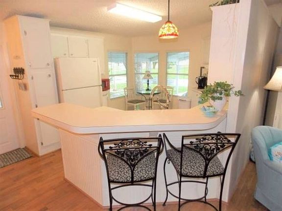 3rd image of 36322 Arbor Oaks Dr