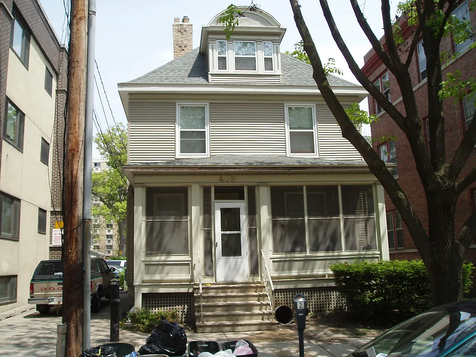 409 N Henry St