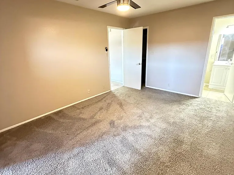 312 W Yukon Dr #2 — Photo 17