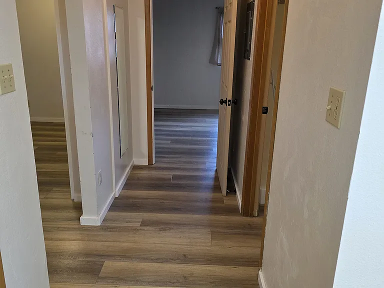 525 Agua Fria St #D — Photo 9