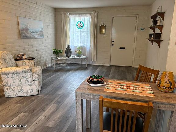 2nd image of 506 W Camino Penasco #B