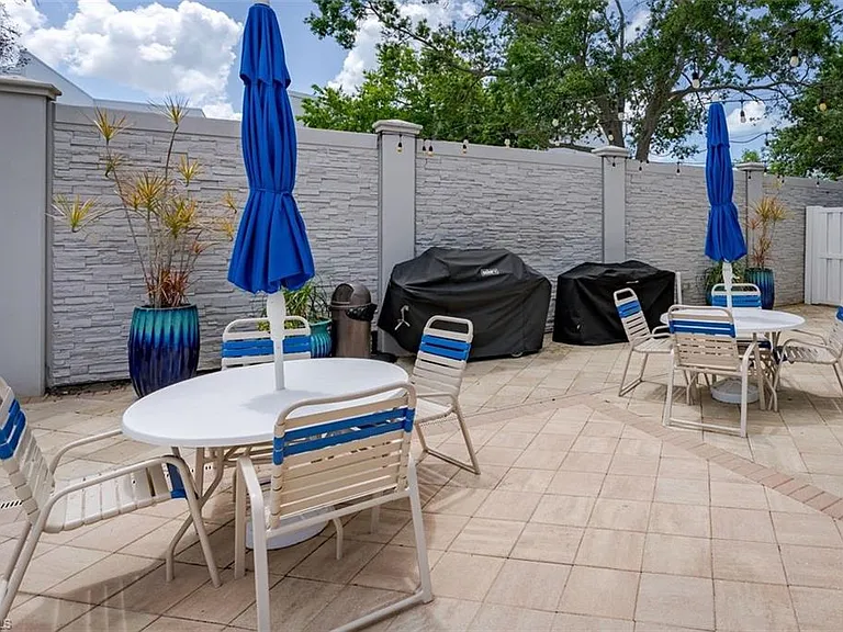 834 Gulf Pavilion Dr #204 — Photo 30