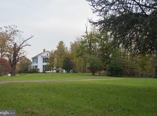 18235 Foundry Rd, Purcellville, VA 20132