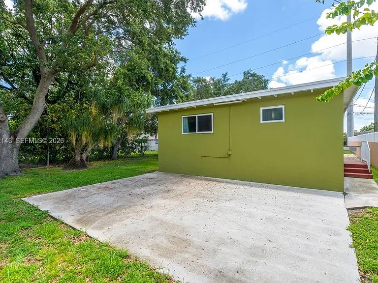 5651 NW 3rd St — Photo 21